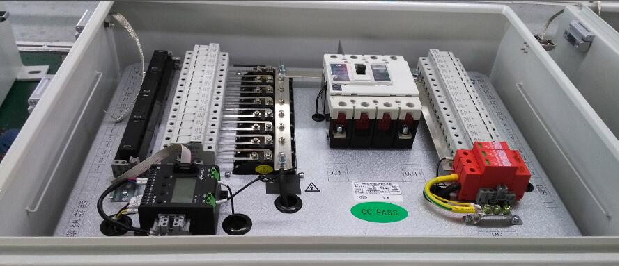 Alternating current combiner box